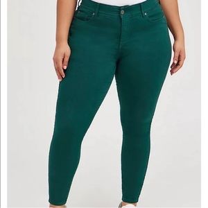 Torrid Bombshell Skinny Jeans - Super Soft Forest Green NWT
